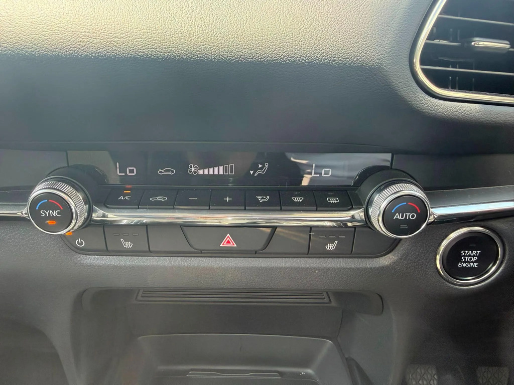 Mazda CX-30 2.0 E-skyactiv X Mhev Takumi White #21
