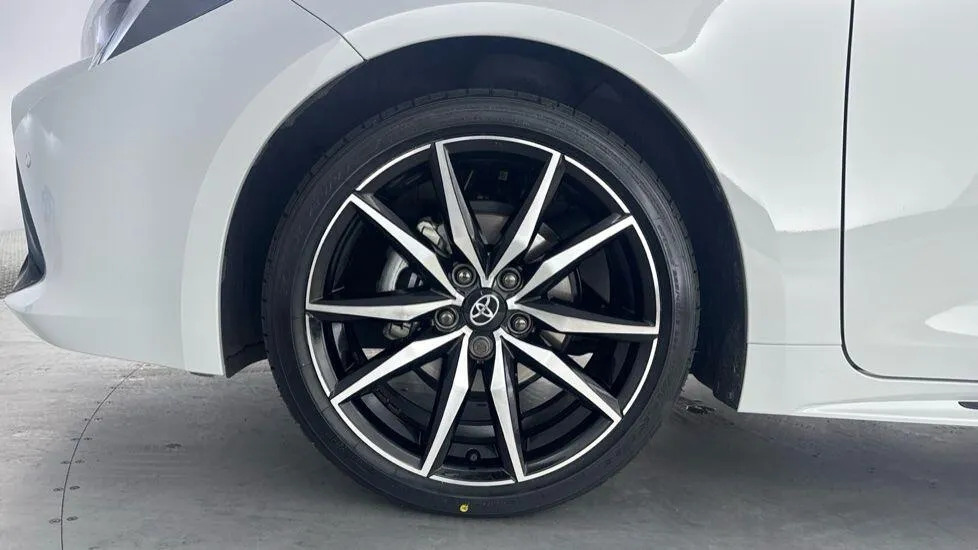 Toyota Corolla Design 1.8 Hb Grey #8