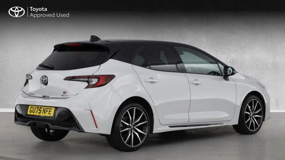 Toyota Corolla 1.8 Vvt-i Hybrid Gr Sport Cvt #3