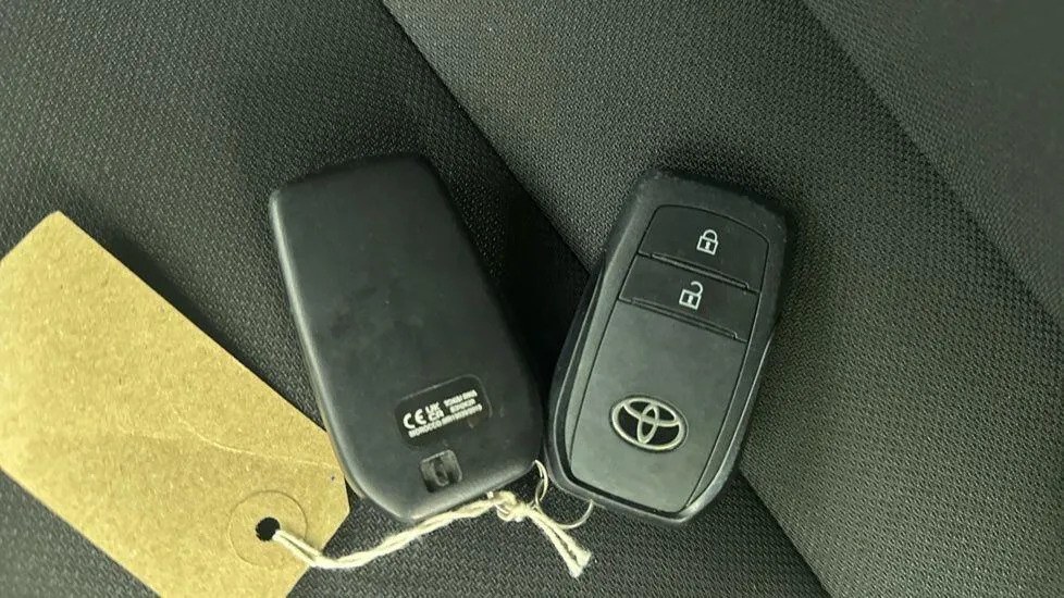 Toyota Corolla Design 1.8 Hb Grey #13
