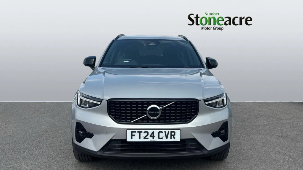 Volvo XC40 Xc40 B4 Mhev Awd Black #8