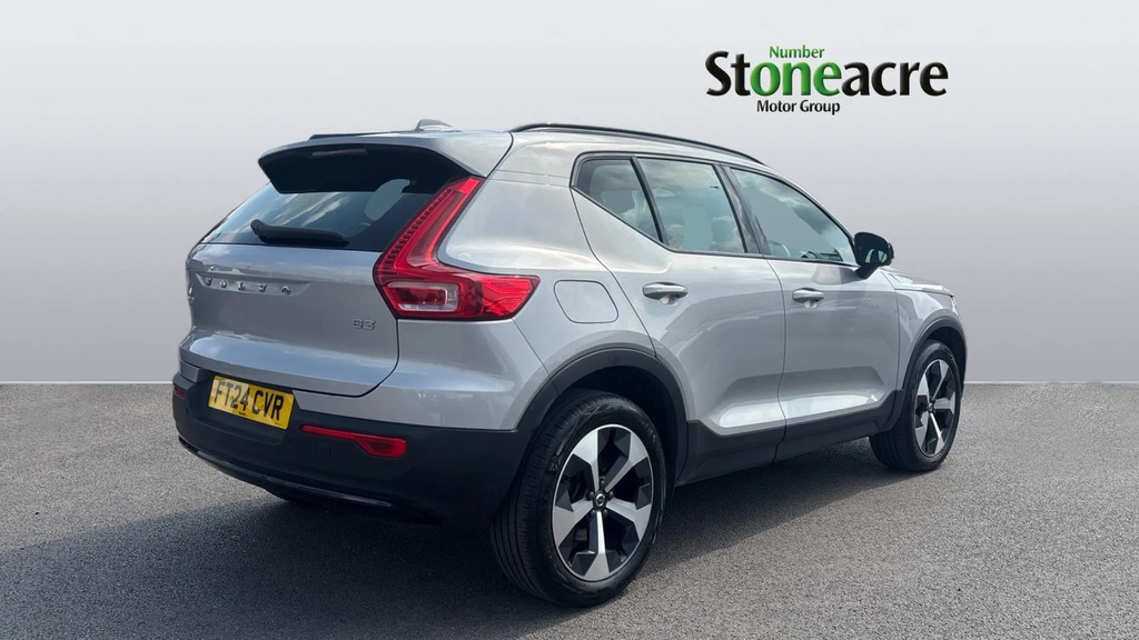 Volvo XC40 2.0 B3p Plus Dark #2
