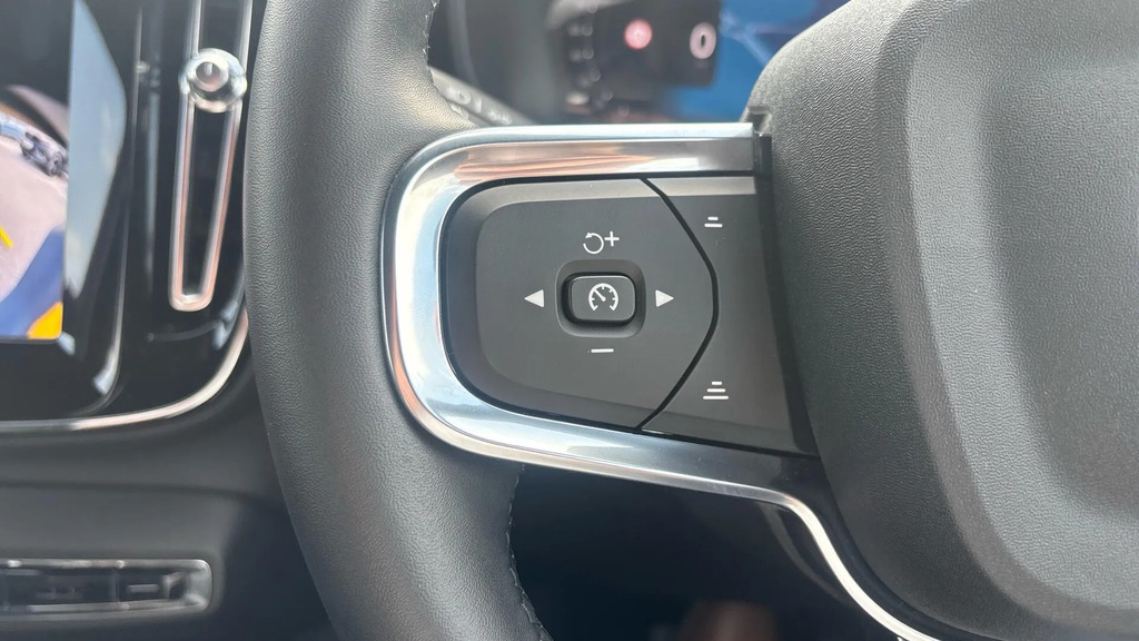 Volvo XC40 Xc40 B4 Mhev Awd Black #18