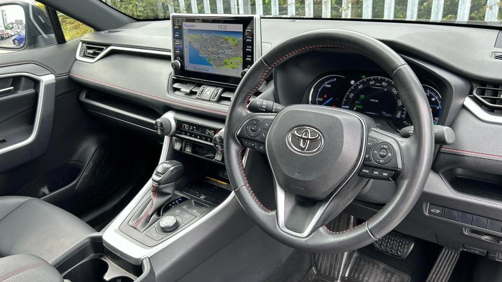 Toyota Rav 4 Design White #10