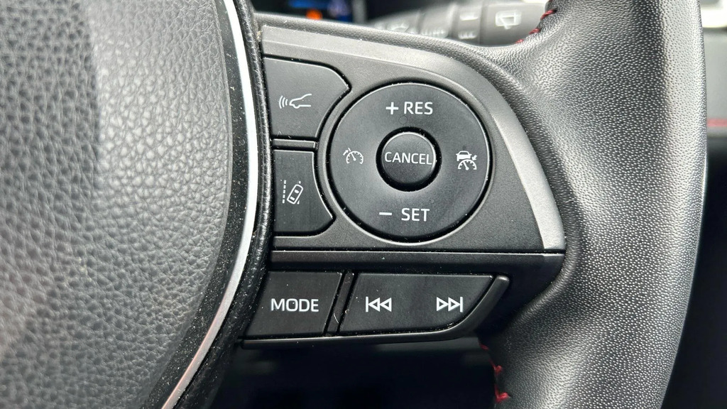 Toyota Rav 4 Design White #32