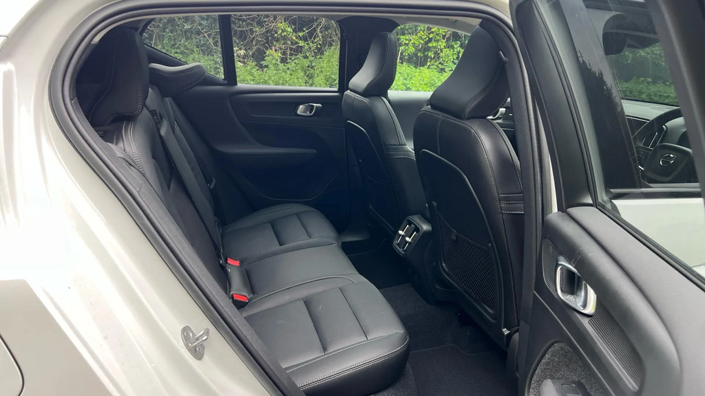 Volvo XC40 2.0 B4p Ultimate Dark #6