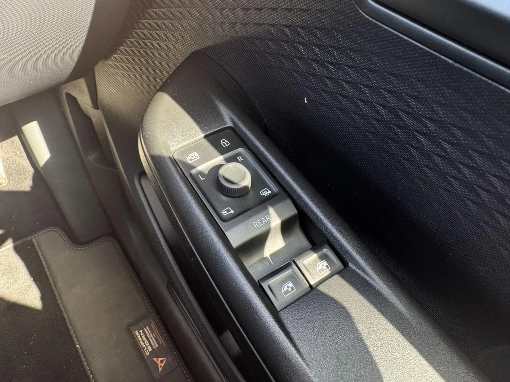 Cupra Born Born 150Kw V2 58Kwh Blue #24