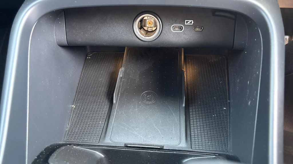 Volvo XC40 B4 Plus Dark Rear Camera Heated Seats White #27
