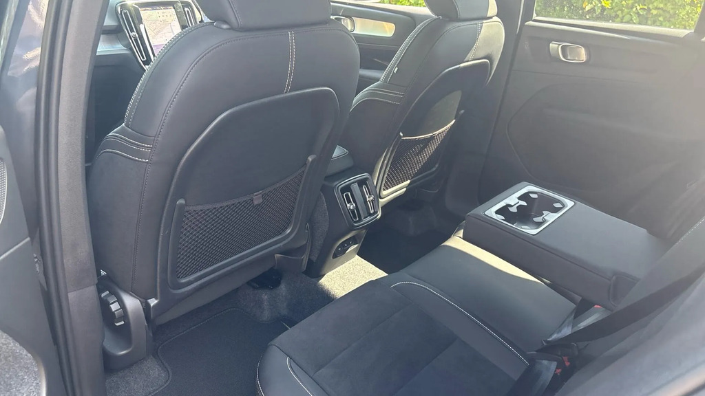 Volvo XC40 B4 Plus Dark Rear Camera Heated Seats White #23