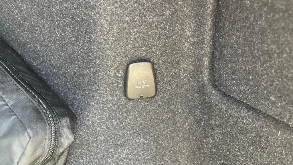 Volvo XC40 B4 Plus Dark Rear Camera Heated Seats White #22