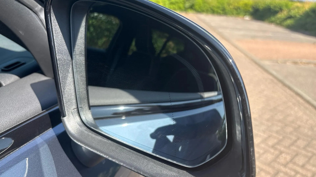 Volvo XC40 B4 Plus Dark Rear Camera Heated Seats White #19