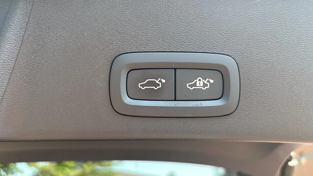 Volvo XC40 B4 Plus Dark Rear Camera Heated Seats White #21
