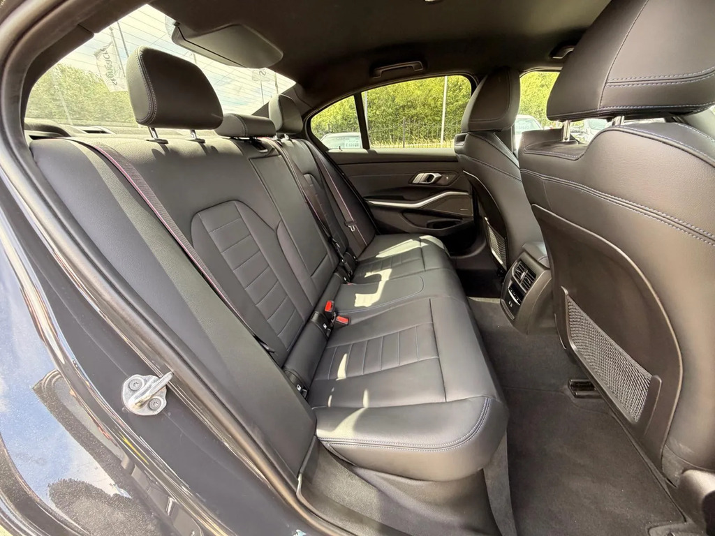 BMW 3 Series M340d Xdrive Mht Step #29