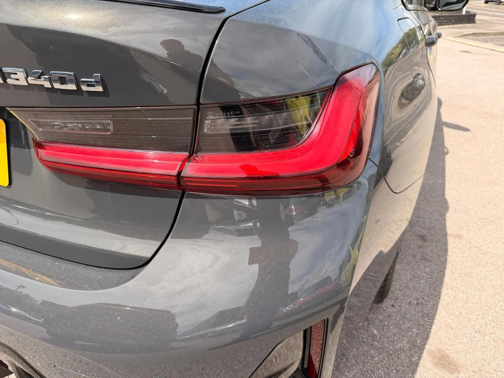 BMW 3 Series M340d Xdrive Mht Step #22