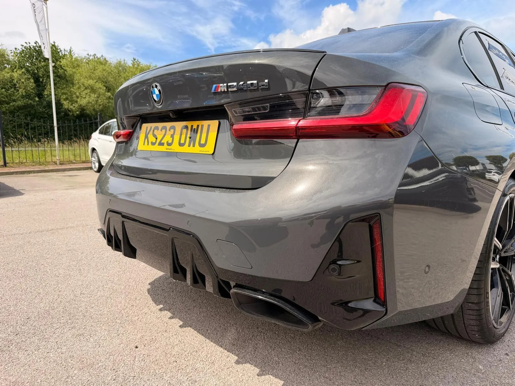 BMW 3 Series M340d Xdrive Mht Step #19