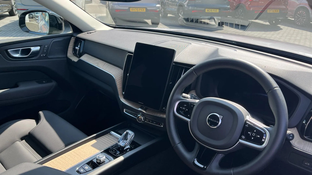 Volvo XC60 2.0 T6 18.8Kwh Plus Awd Euro 6 Ss  #4