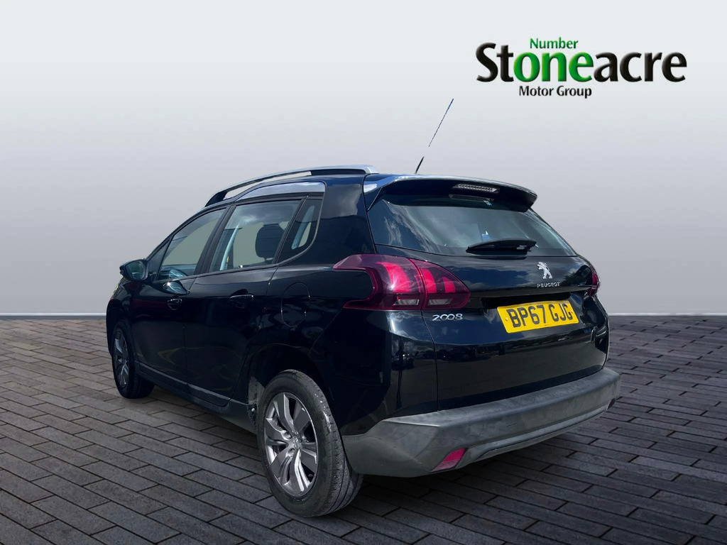 Peugeot 2008 1.2 Puretech Active Black #5