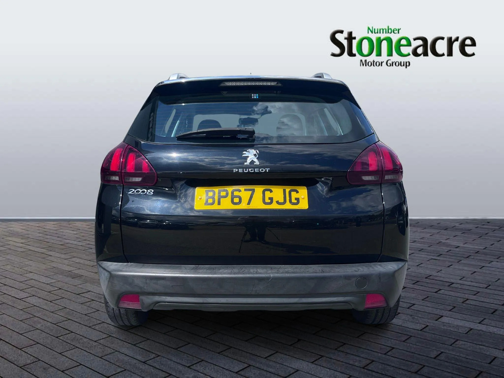 Peugeot 2008 1.2 Puretech Active Black #4