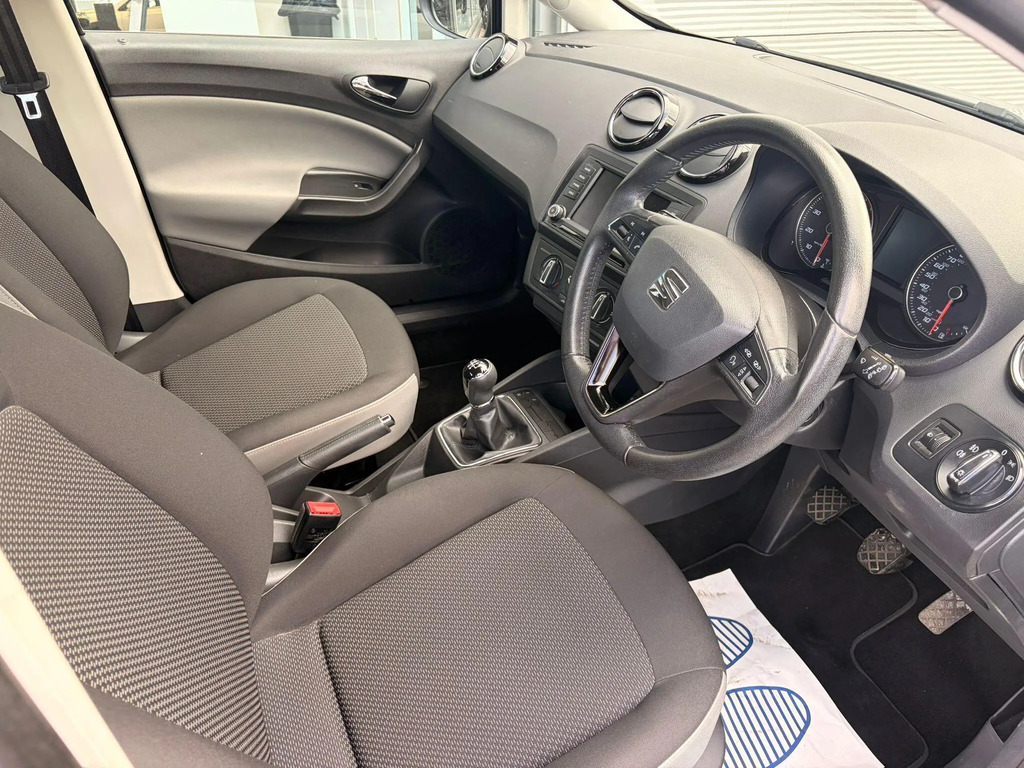 Seat Ibiza 1.2 Tsi 90 Fr Technology Black #11