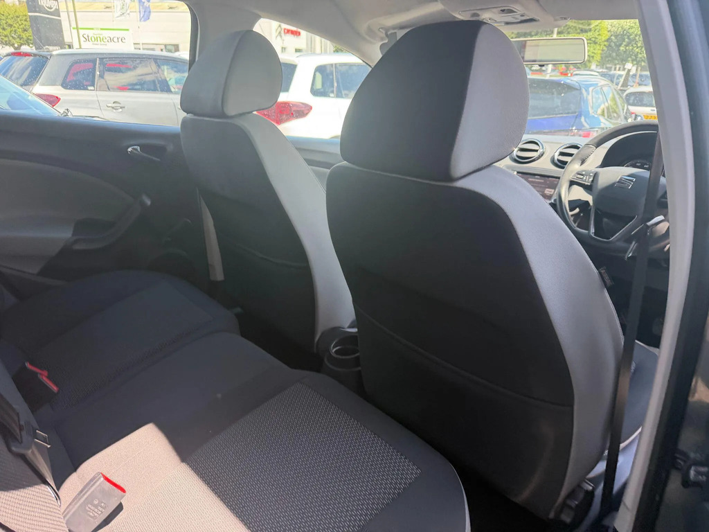 Seat Ibiza 1.2 Tsi 90 Fr Technology Black #19