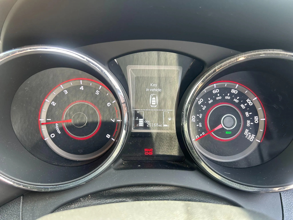 SsangYong Tivoli XLV 1.6 Ultimate Silver #32