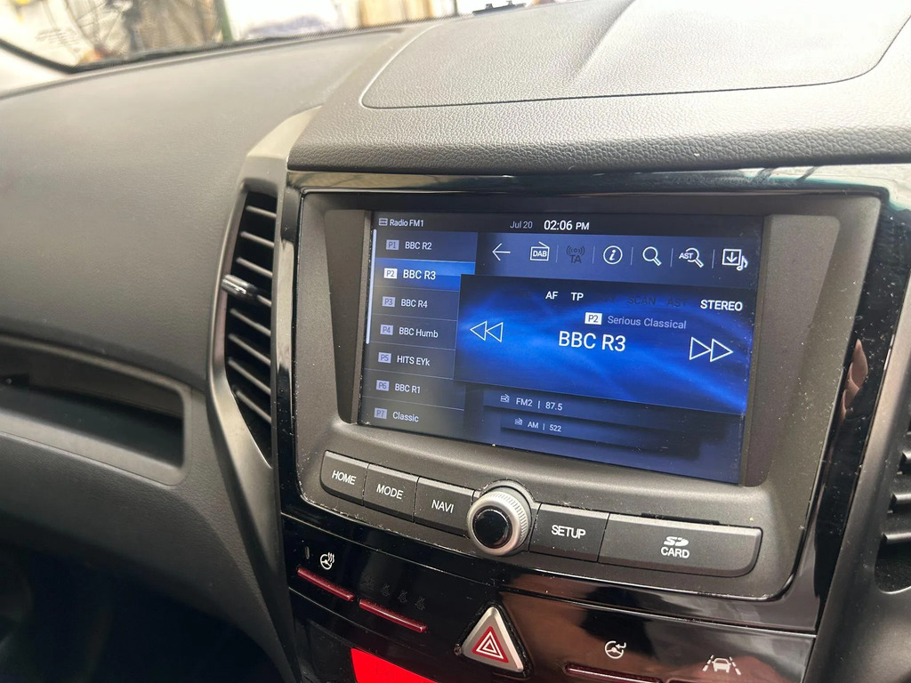 SsangYong Tivoli XLV 1.6 Ultimate Silver #27