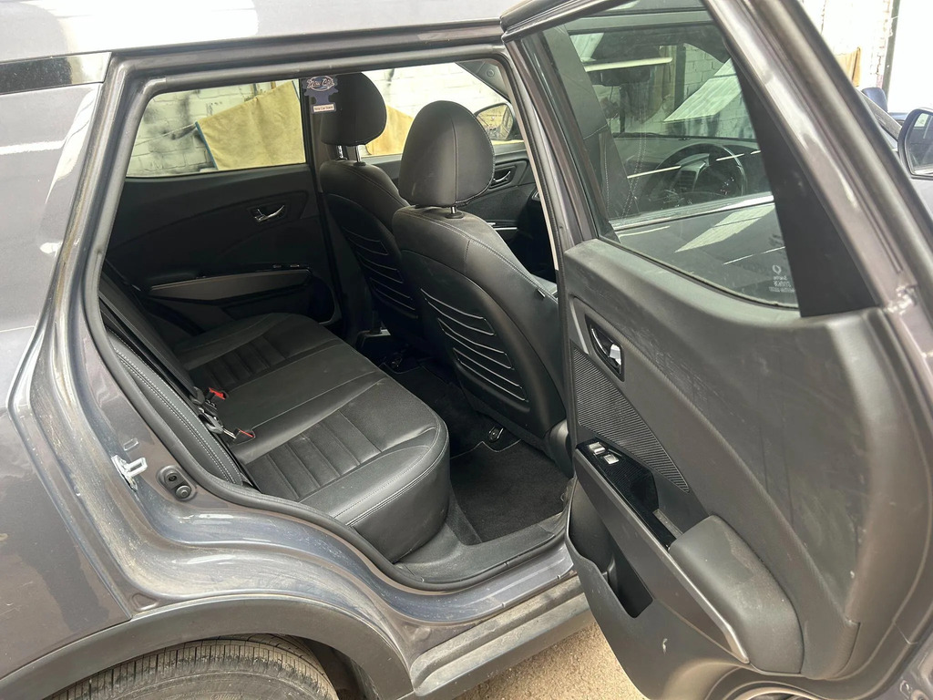 SsangYong Tivoli XLV 1.6 Ultimate Silver #13
