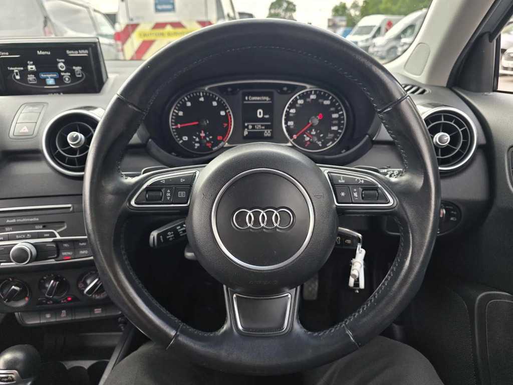 Audi A1 A1 Sportback Tdi Sport White #14