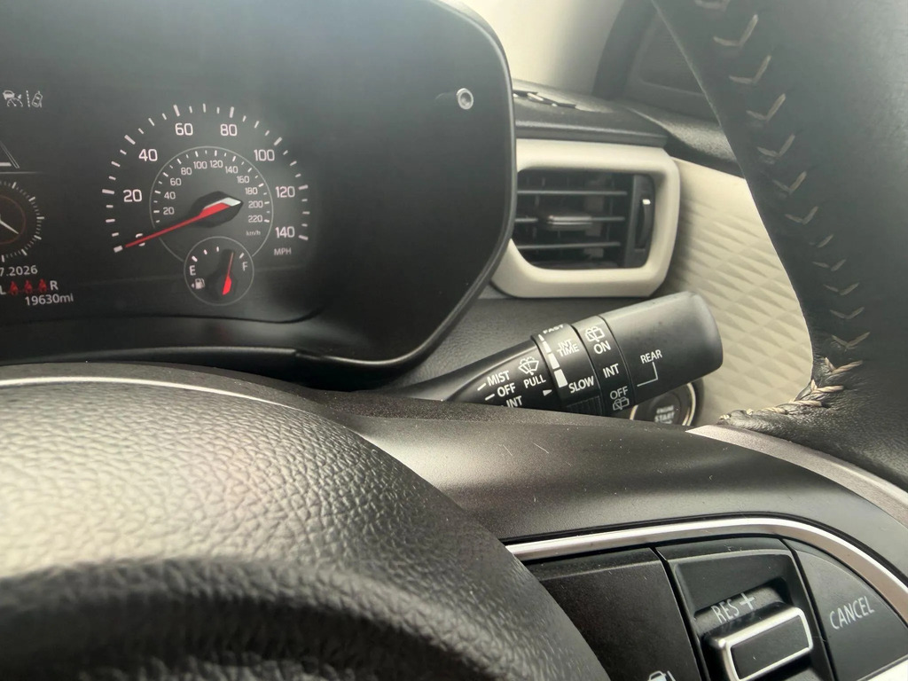 Suzuki Swift 1.2 Mild Hybrid Motion White #18