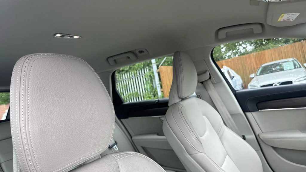 Volvo V90 2.0 V90 R-design Silver #29