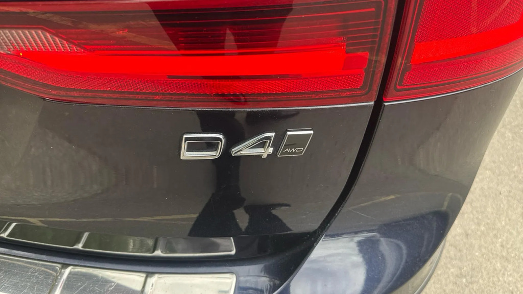 Volvo V90 2.0 V90 R-design Silver #34