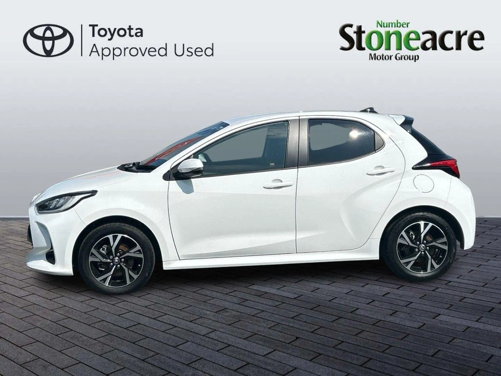 Toyota Yaris 1.5 Hybrid Design Cvt  #6
