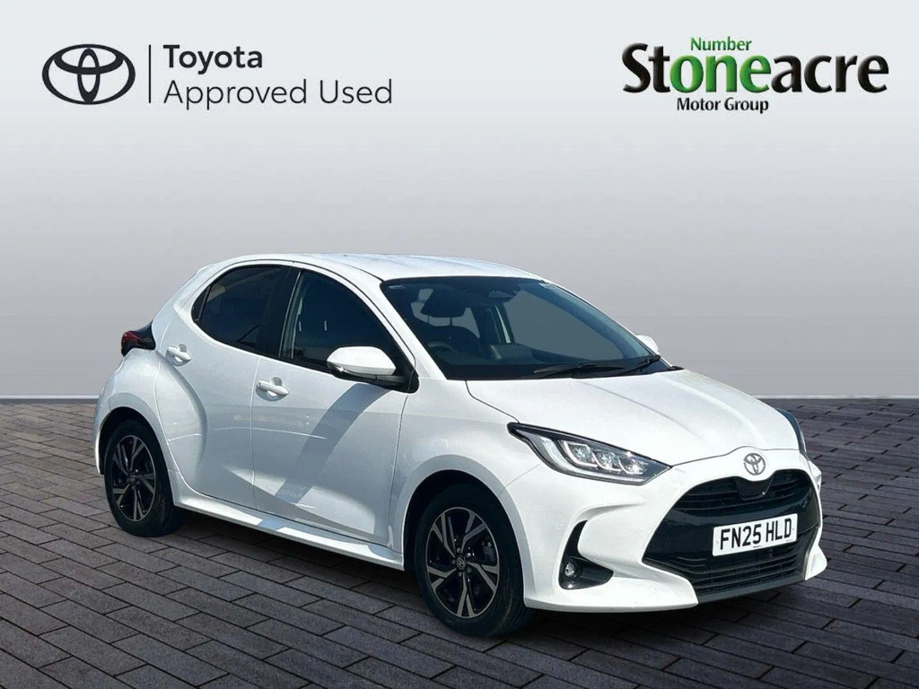 Toyota Yaris 1.5 Hybrid Design Cvt 