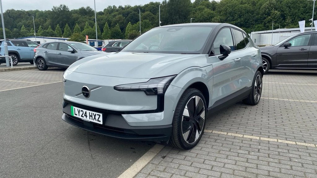 Volvo EX30 Single Motor Extended Range 69Kwh Ultra  #3