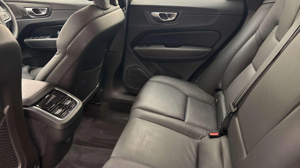 Volvo XC60 2.0 B5p Ultimate Dark Silver #7