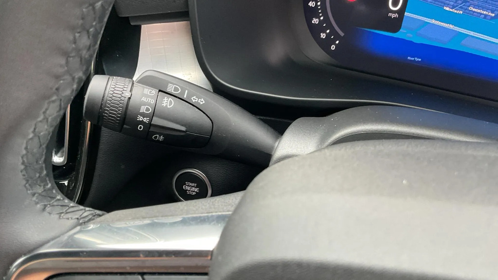Volvo XC40 2.0 B3p Plus Black Edition Black #18
