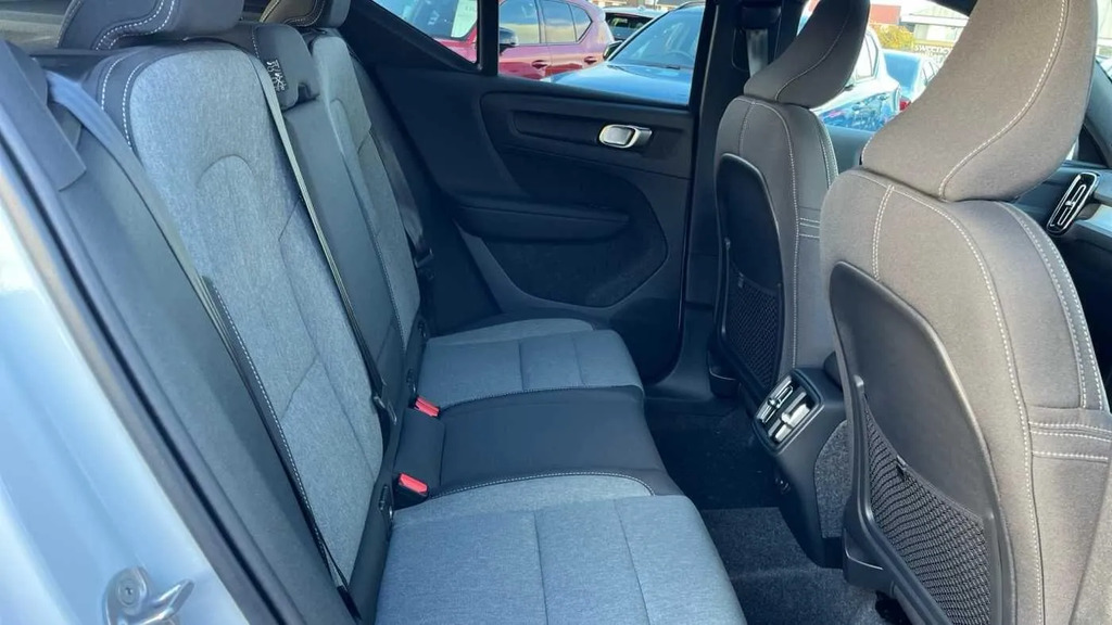 Volvo XC40 Core B3 163 Hp #6