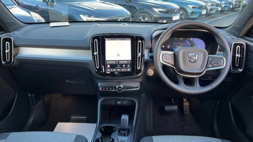 Volvo XC40 Core B3 163 Hp #5