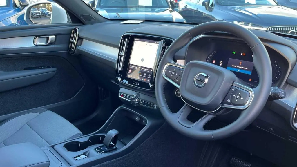 Volvo XC40 Core B3 163 Hp #4