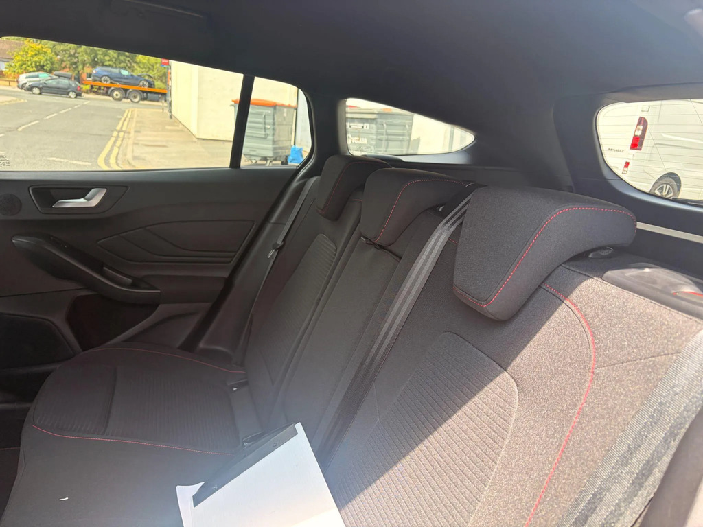 Ford Focus 1.0 St-line X Edition 7Spd 155Ps Red #14