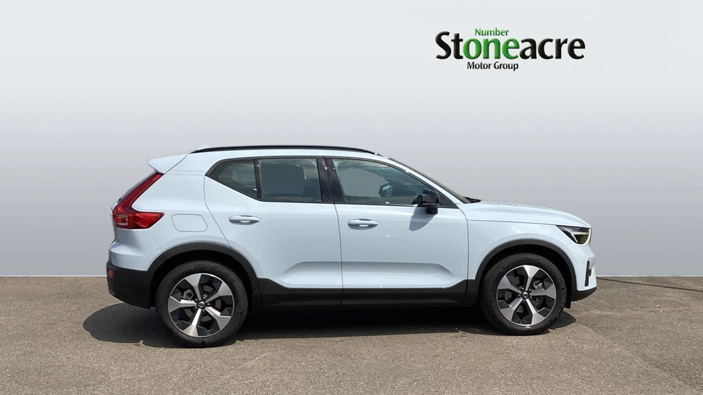 Volvo XC40 2.0 B3p Plus Dark #3