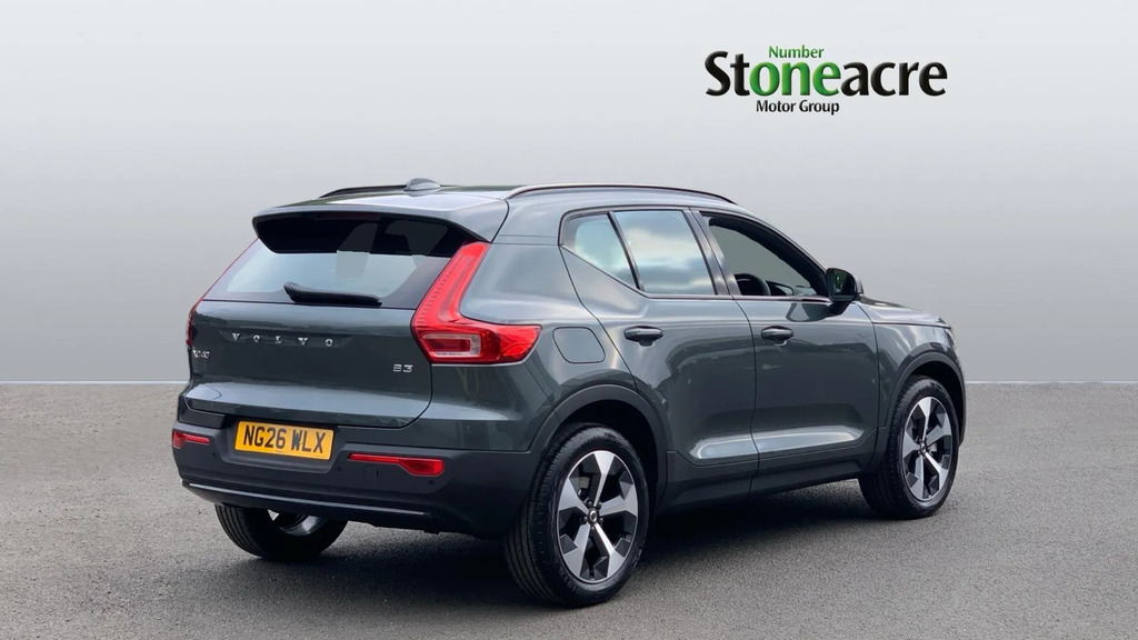 Volvo XC40 2.0 B3p Plus Dark #2