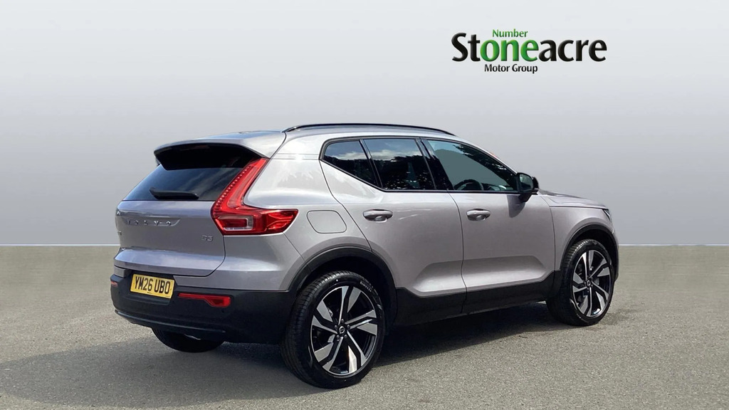 Volvo XC40 2.0 B3p Plus Dark #2
