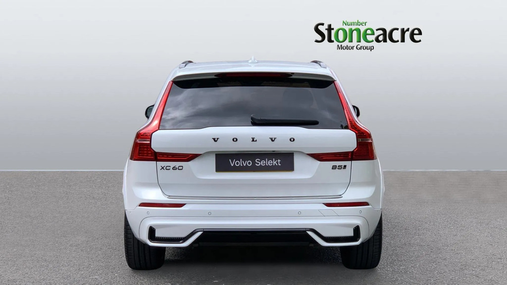 Volvo XC60 Xc60 B5 Mhev Awd Black #7
