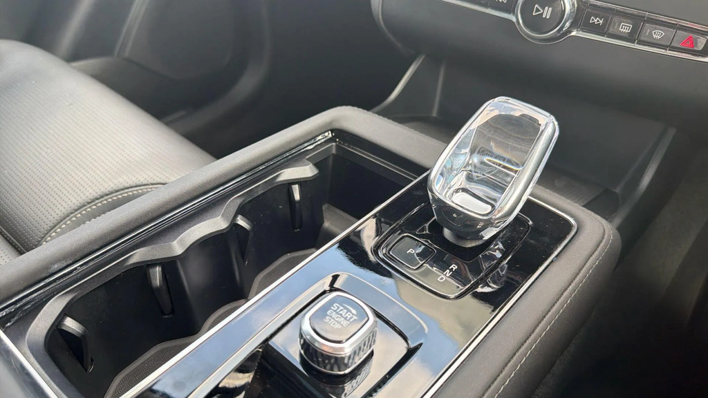Volvo XC90 Volvo Xc90 Plus Black #24
