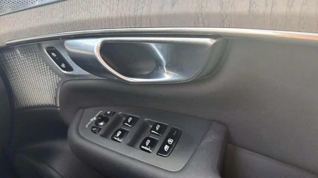 Volvo XC90 Volvo Xc90 Plus Black #34