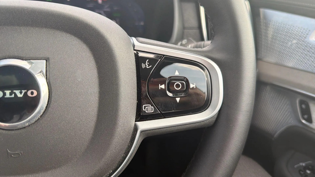 Volvo XC90 Volvo Xc90 Plus Black #27