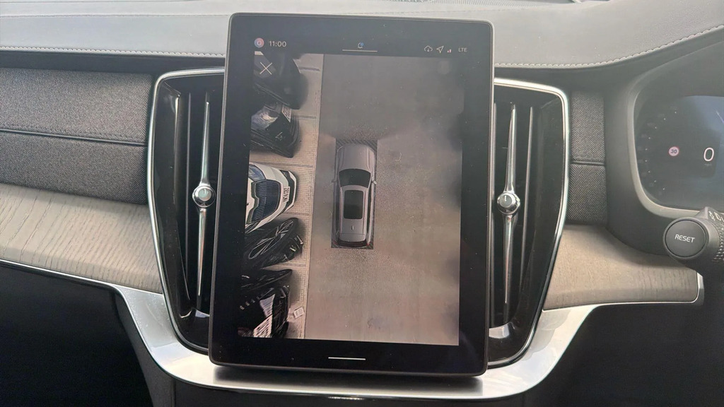 Volvo XC90 Volvo Xc90 Plus Black #14