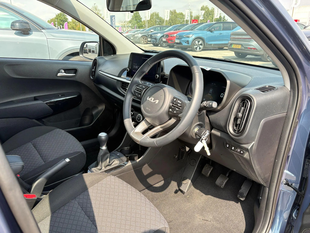 Kia Picanto 1.0 3 White #9