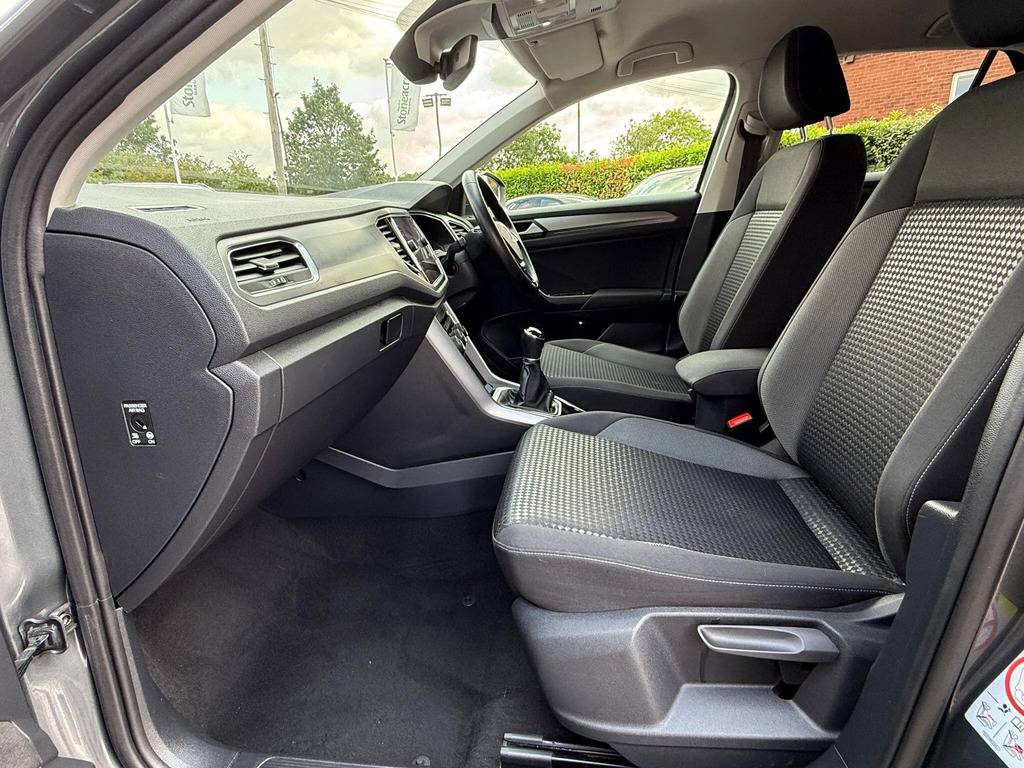 Volkswagen T-Roc 2017 1.0 Tsi Active 110Ps Black #24